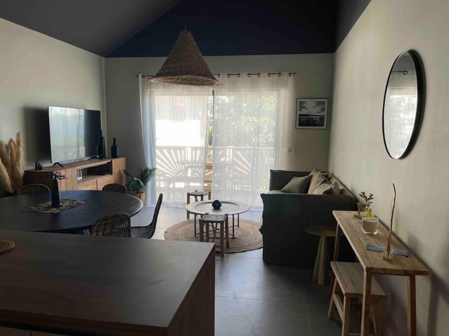 Oligaia Orient Bay Apartment Quarter of Orleans ภายนอก รูปภาพ