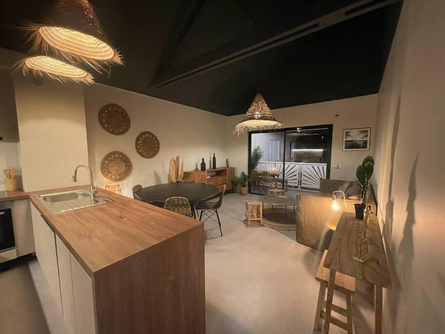 Oligaia Orient Bay Apartment Quarter of Orleans ภายนอก รูปภาพ