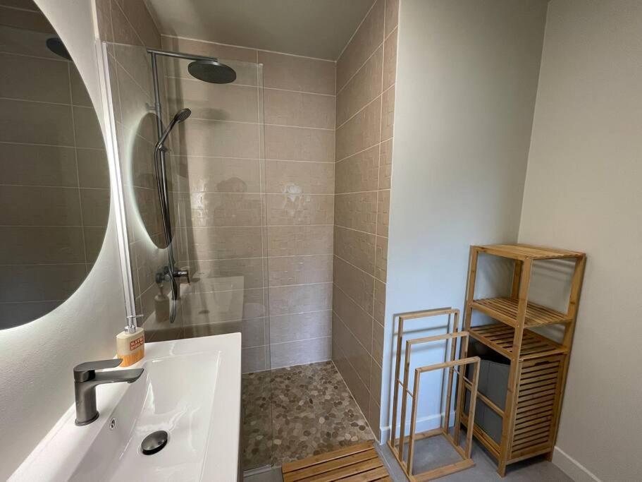 Oligaia Orient Bay Apartment Quarter of Orleans ภายนอก รูปภาพ